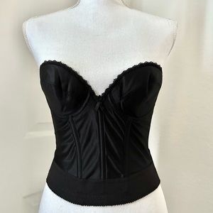 Vintage Victoria’s Secret Gold Label Corset 34B